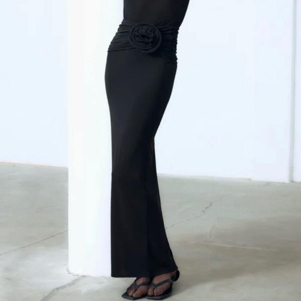 NWT Magda Butrym x H&M Maxi Skirt with Rose Appliqué